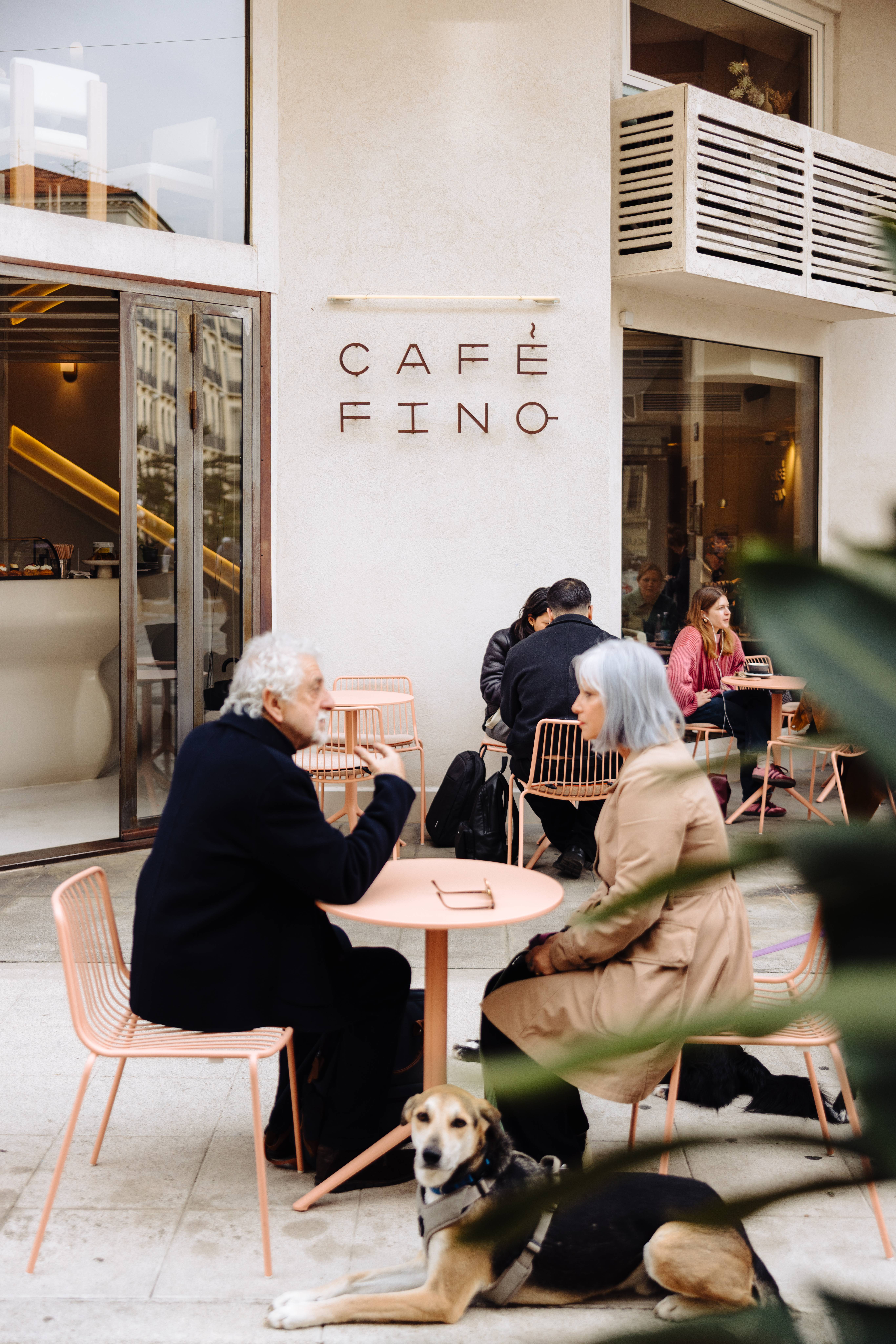 Café Fino Hero